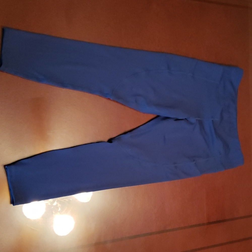 Zyia leggings
